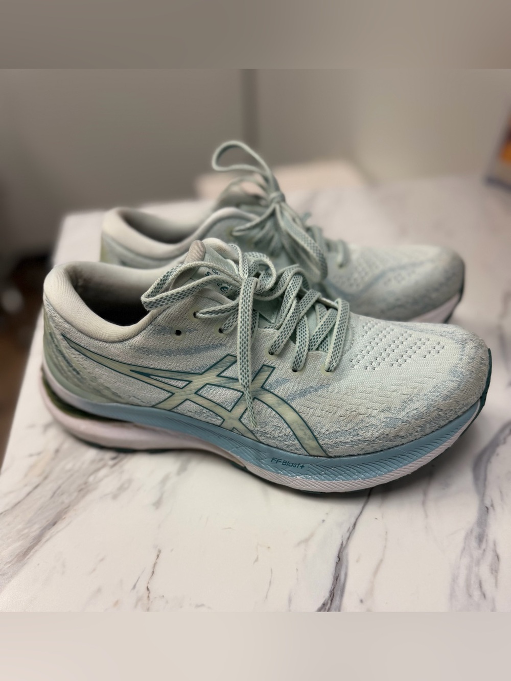 Women’s ASICS GEL-Kayano 29 Size 8
